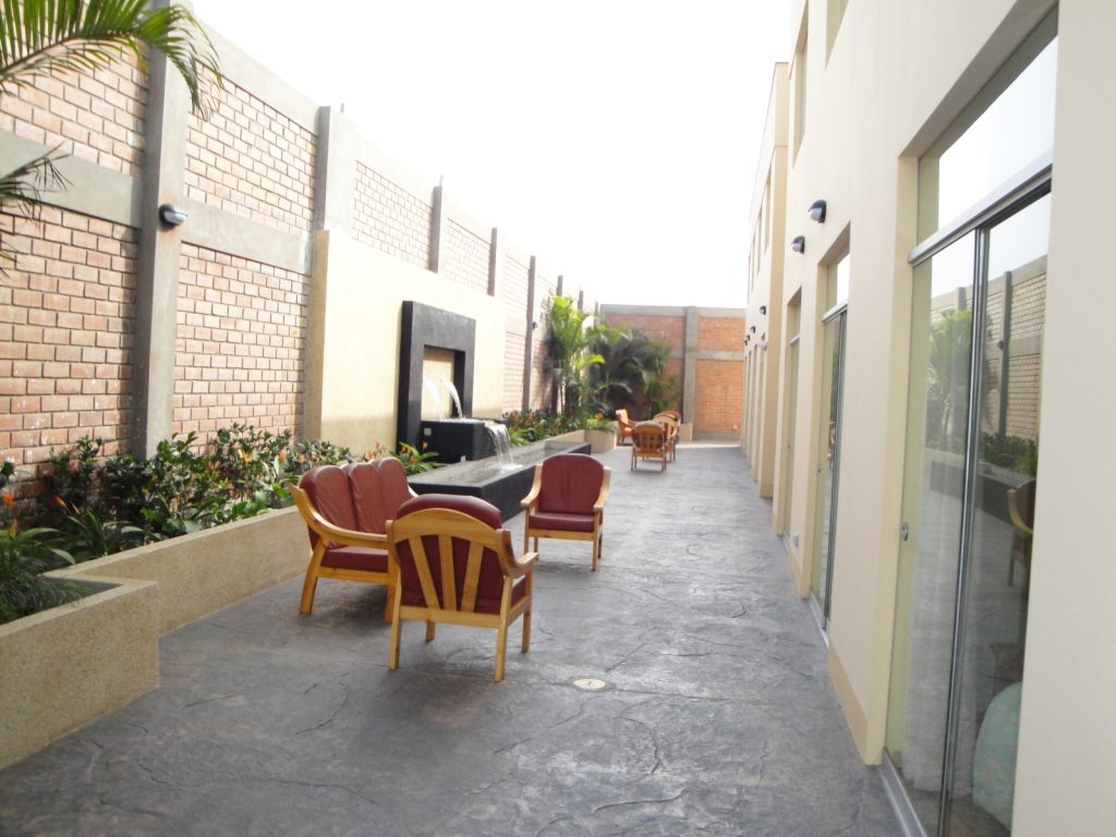 silla marrones para descanso